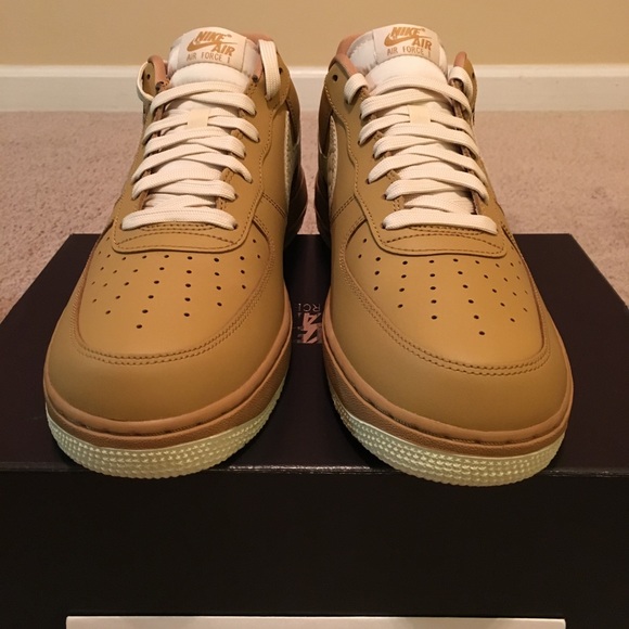 Nike Air Force 1 '07 LV8 - Picture 3 of 6